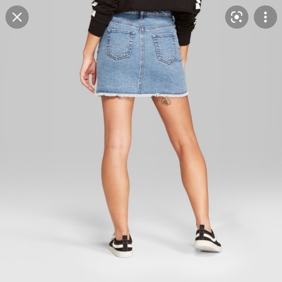 Studded Demin Skirt 💙 - Picture 3 of 7